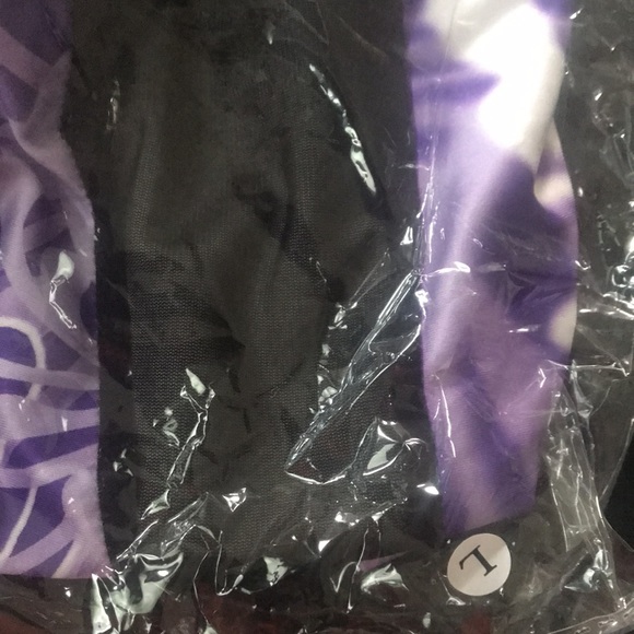 All sizes - Picture 4 of 5